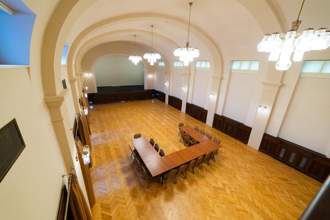 Lidovy Dum Opava Hotell Exteriör bild